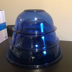 Vintage PYREX blue bowls! Full set of 3.